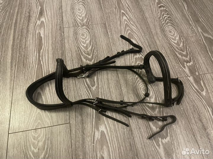 Уздечка,трензеля