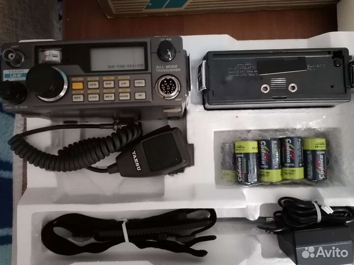 Yaesu FT-790mkll