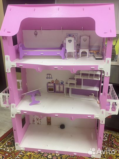 Домик кукольный