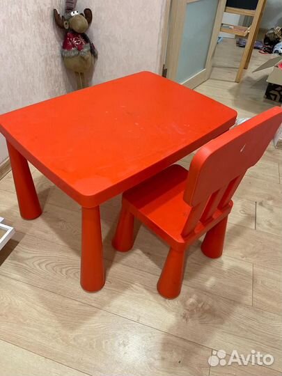 Детский стол и стул IKEA