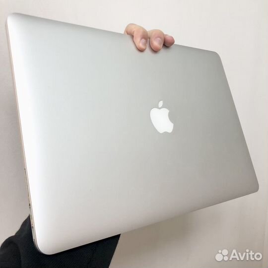 Apple MacBook Pro 15 (A1398) i7 16Gb 256Gb