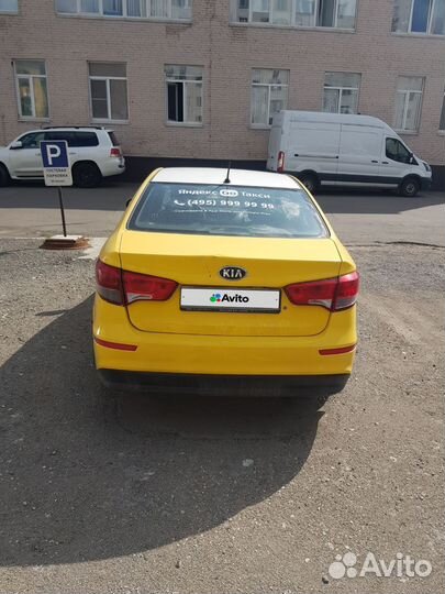 Nissan Almera 1.6 AT, 2015, 400 000 км