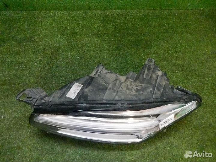 Фара левая Volvo XC90