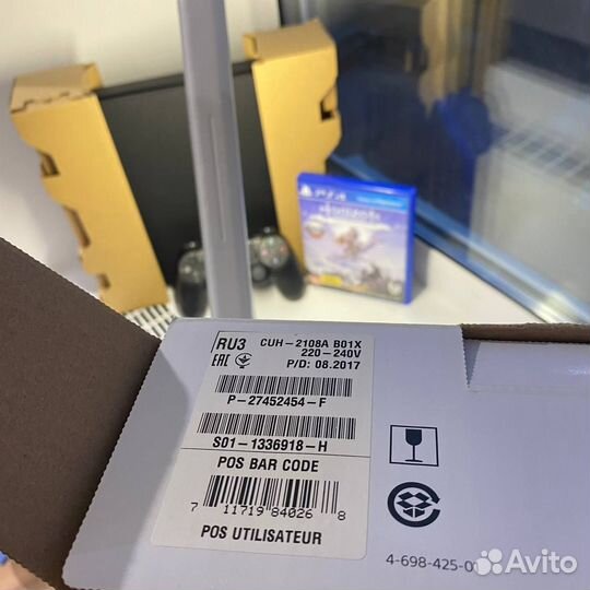 Sony Playstation 4 / Slim / 500GB + диск