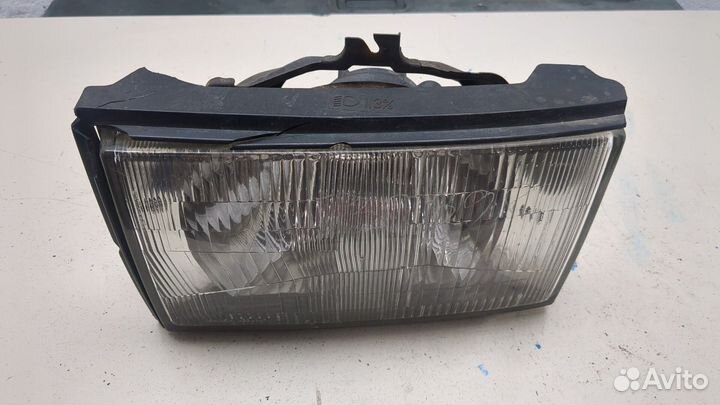 Фара (передняя) Isuzu Trooper, 1995