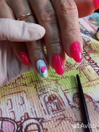 Маникюр педикюр в салоне
