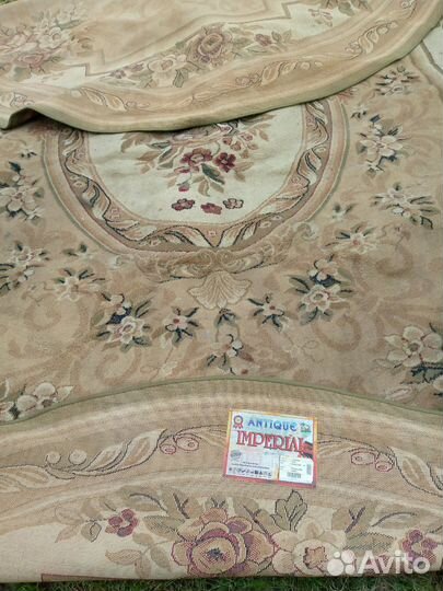 Ковер шерстяной