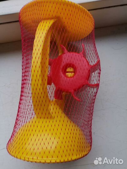 Игрушка мельничка