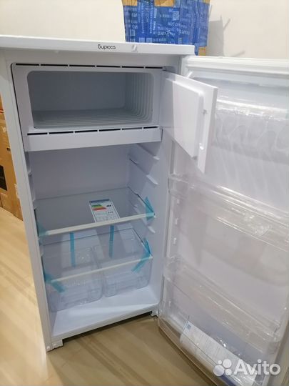 Новый холодильник 255 литров