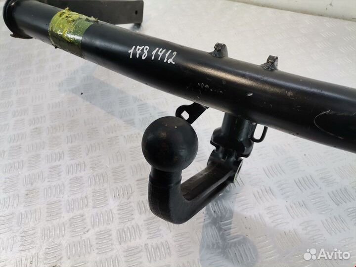 Фаркоп для Volkswagen Passat 5 GP