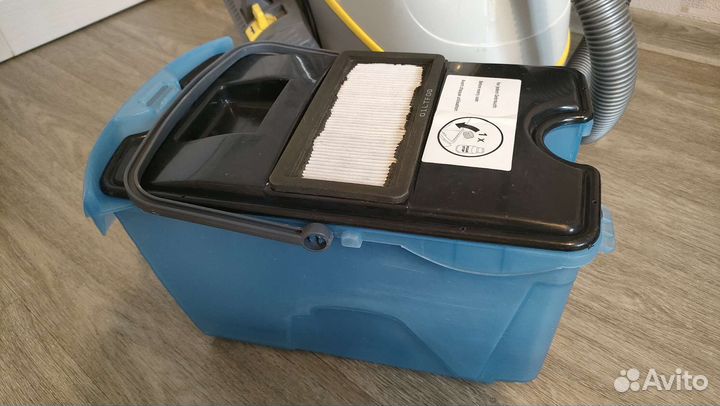 Пылесос Karcher ds 5500 с аква фильтром