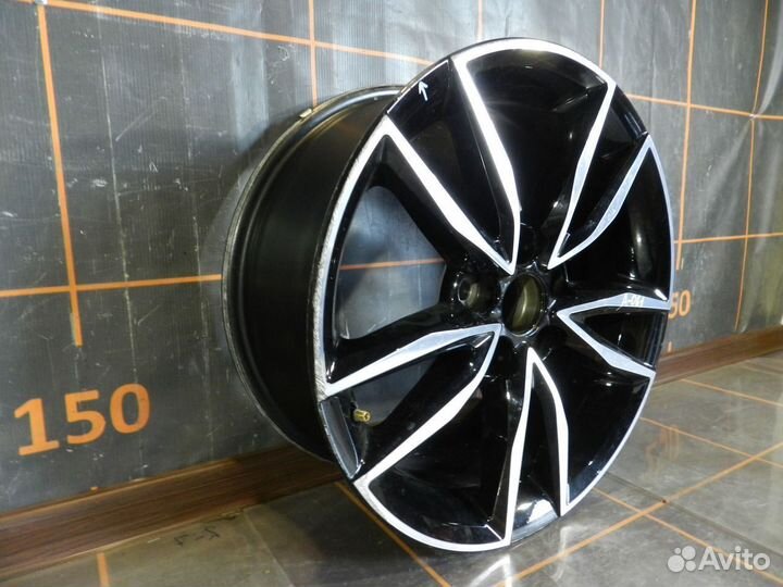 Диск литой 7Jx17 ET45 5x114.3- Toyota Camry V55