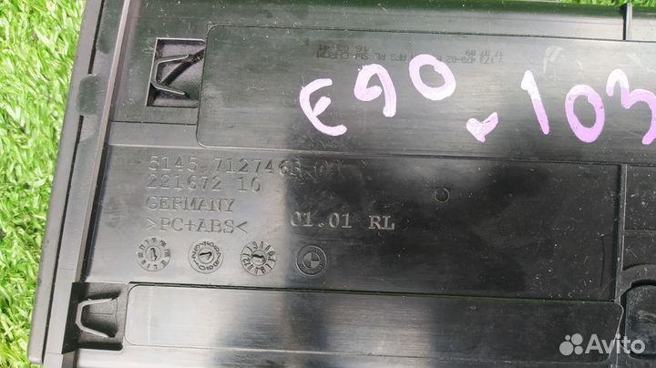 Подстаканник Bmw 3 Series E90 N46B20B 2006