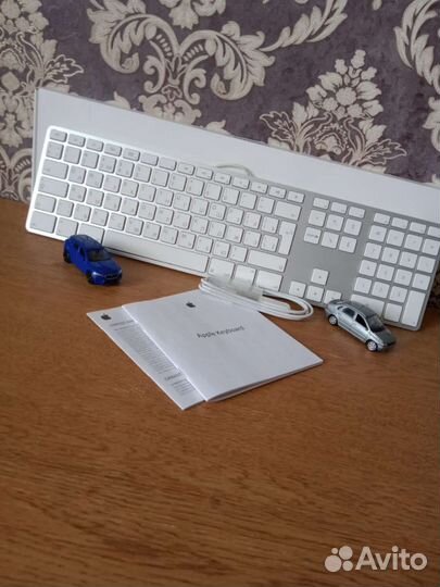 Клавиатура проводная Apple оригинальная
