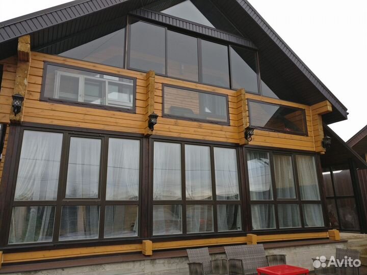 Пластиковые двери на балкон