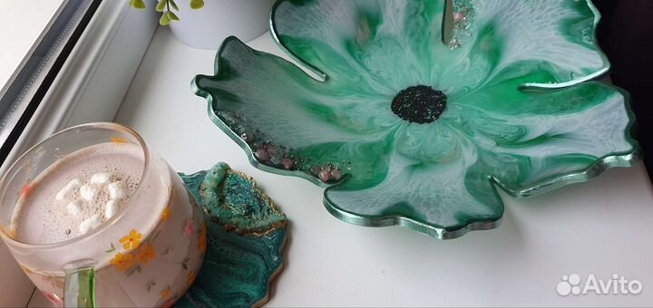 Фруктовница на ножке