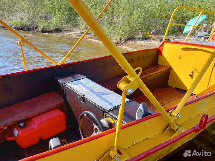 Лодка гулянка