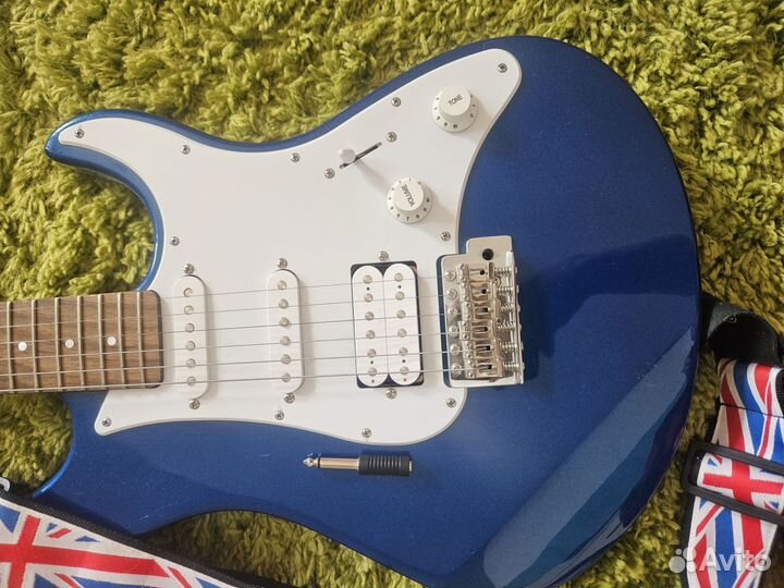 Электрогитара yamaha pacifica 012