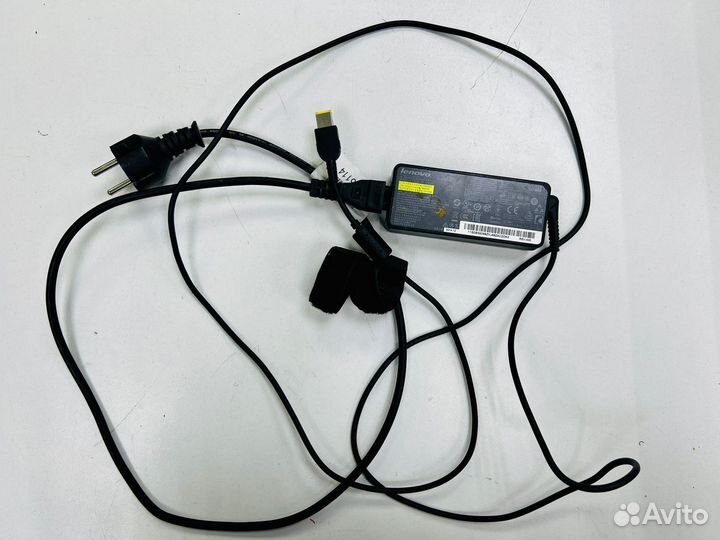 Блок питания Lenovo Pa-1650-72