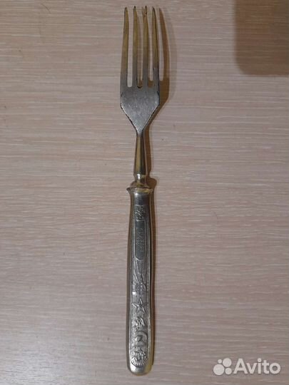 Вилка коллекционная старинная