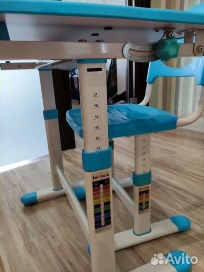 Растущая парта и стул Fun Desk