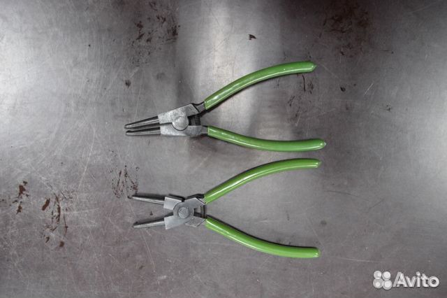 Съемник наружных стопорных колец загнутый 230 мм