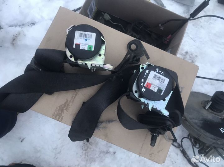 Ремень задний правый Opel Astra H