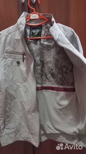 Ветровка мужская новая