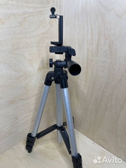 Штатив для фото и видео сьемки