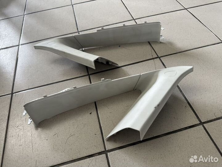 Обшивка задней стойки правая/левая Форд Фокус 3