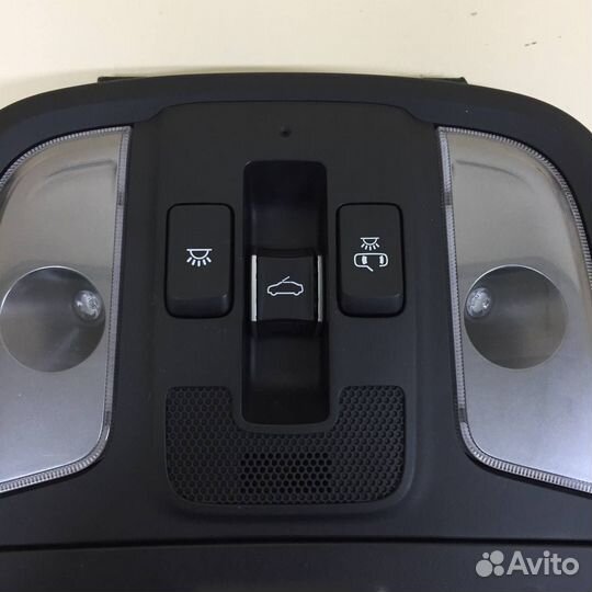 Б/У Б/У Плафон салонный 92810D4070WK92810D4070