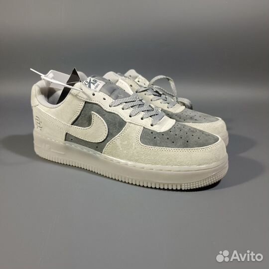 Nike AIR force 1 reigning champ beige 45 EU