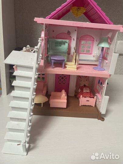 Домик кукольный