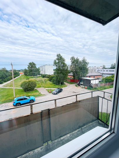 2-к. квартира, 42 м², 2/4 эт.