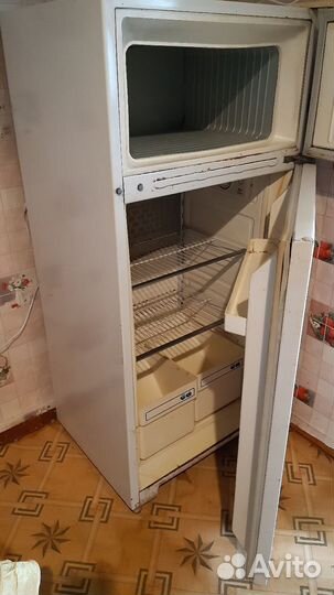 Холодильник бу