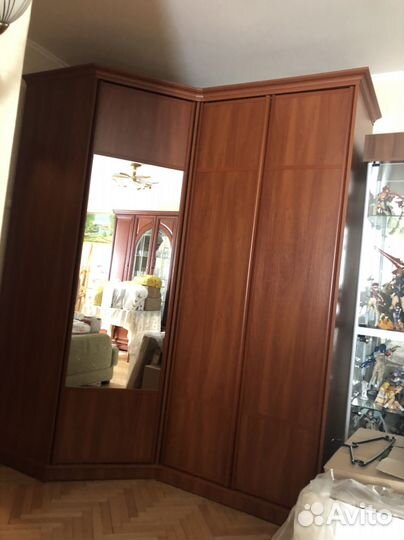 Шкаф купе угловой с зеркалом бу