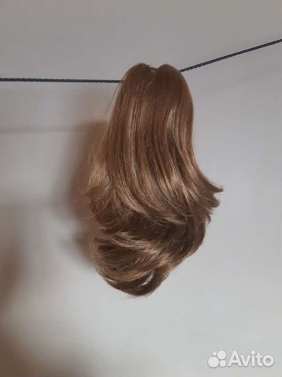 Хвост на заколке