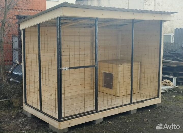Уличный вольер