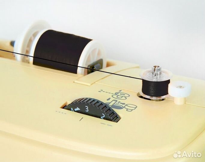 Швейная машина Necchi 100 (Mirella)