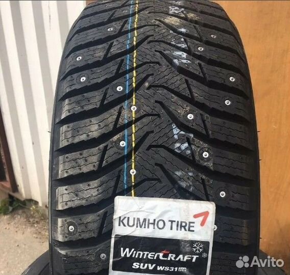 Kumho WinterCraft Ice Wi32 215/55 R17 100U