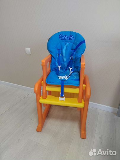 Стульчик для кормления jetem
