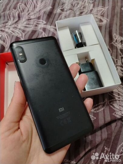 Xiaomi Redmi Note 5, 3/32 ГБ