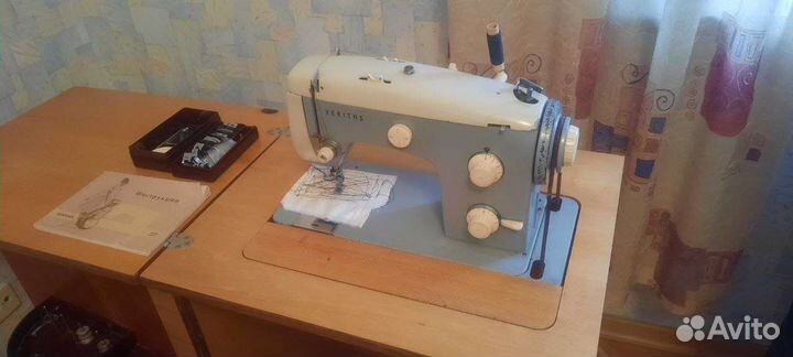 Швейная машина Veritas
