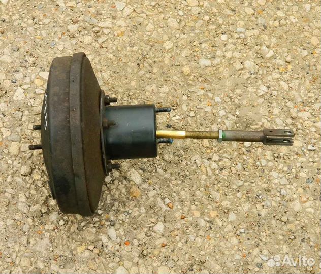 Усилитель вакуумный Audi 80 B3 1.8