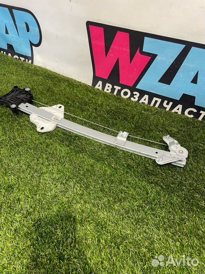 Стеклоподъемник передний правый Honda HR-V 2 рест