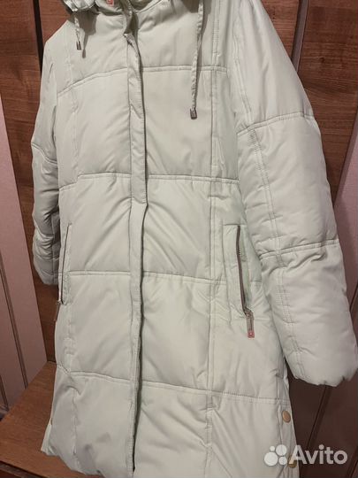 Пуховик женский 42 44