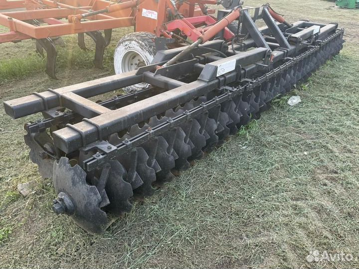 Глубокорыхлитель Gregoire Besson Helios, 2011