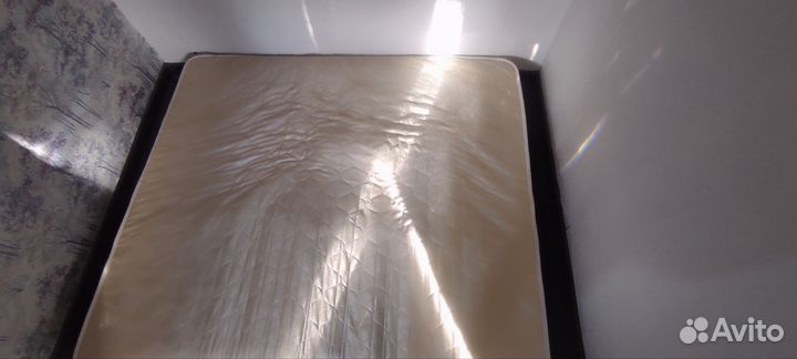 Матрас 200 х 200