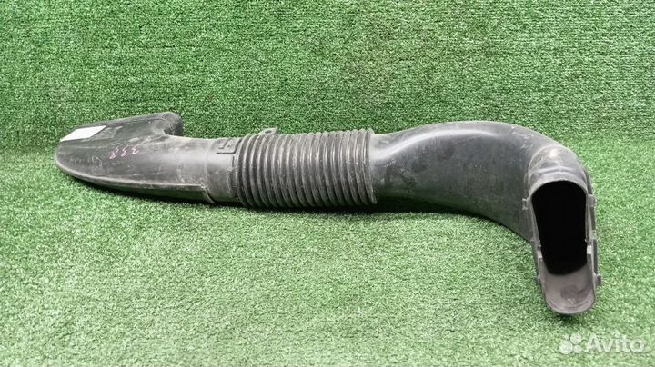 Воздухозаборник Mercedes-Benz C-Class