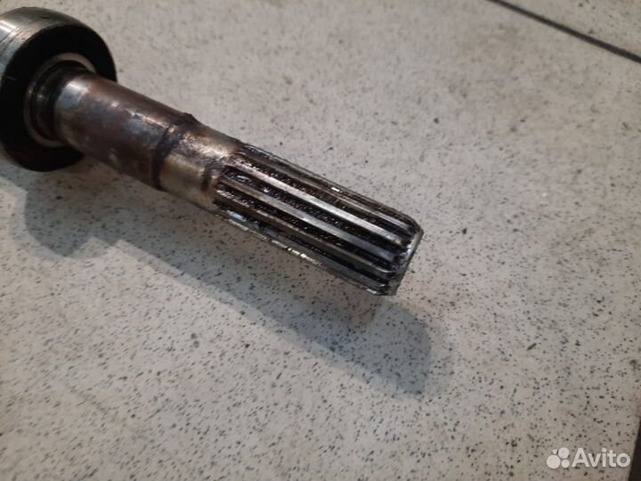 Вал ведомого вариатора Polaris indy 600